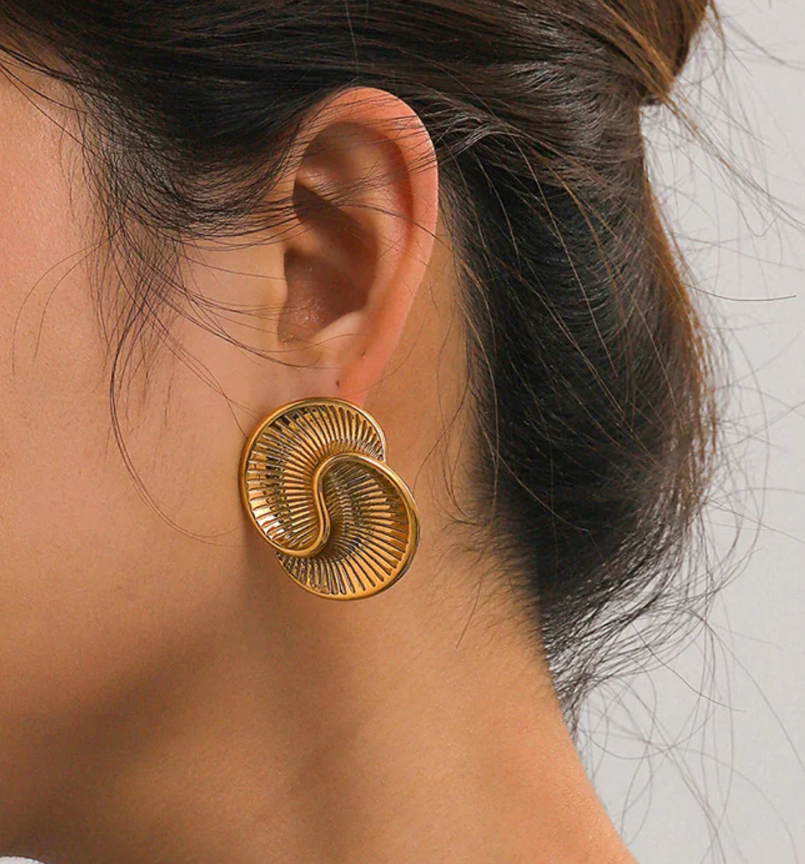 Golden Halo Earring