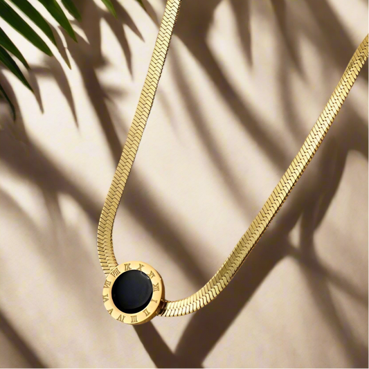 Noir Necklace